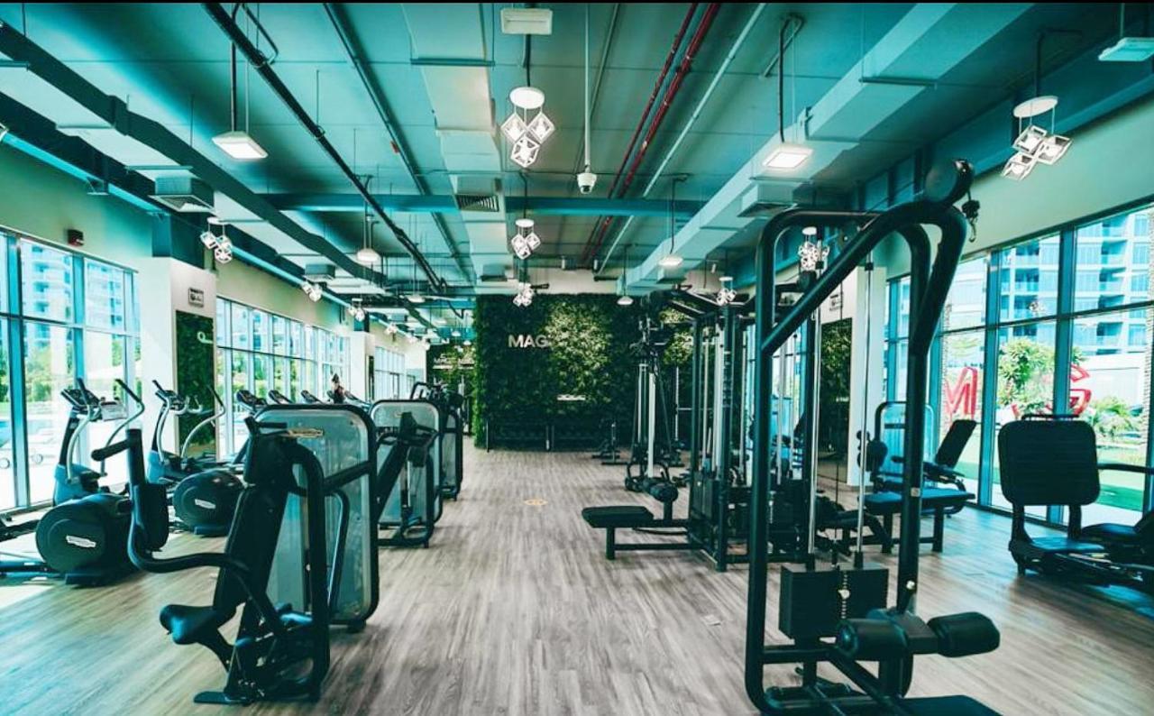 Elite Lux Holiday Homes - Cozy & Stylish 1 Bedroom With Huge Pools & World Class Gym ดูไบ ภายนอก รูปภาพ