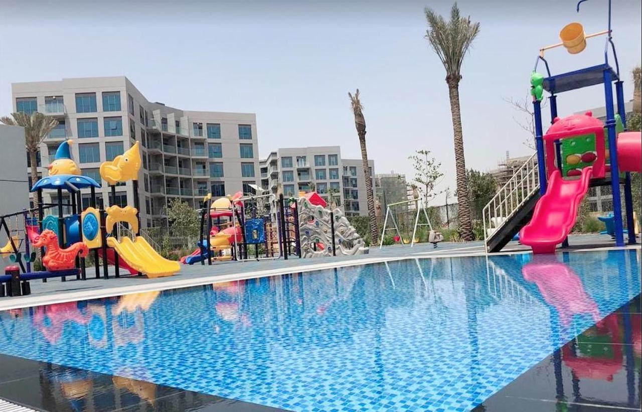 Elite Lux Holiday Homes - Cozy & Stylish 1 Bedroom With Huge Pools & World Class Gym ดูไบ ภายนอก รูปภาพ