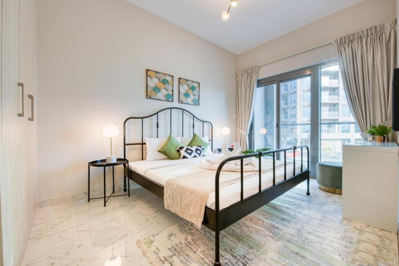 Elite Lux Holiday Homes - Cozy & Stylish 1 Bedroom With Huge Pools & World Class Gym ดูไบ ภายนอก รูปภาพ