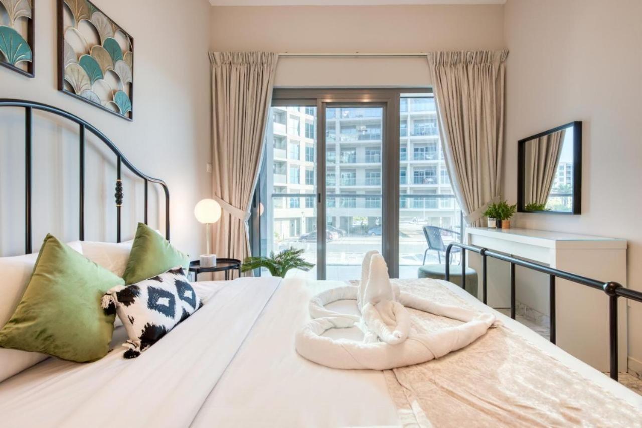 Elite Lux Holiday Homes - Cozy & Stylish 1 Bedroom With Huge Pools & World Class Gym ดูไบ ภายนอก รูปภาพ